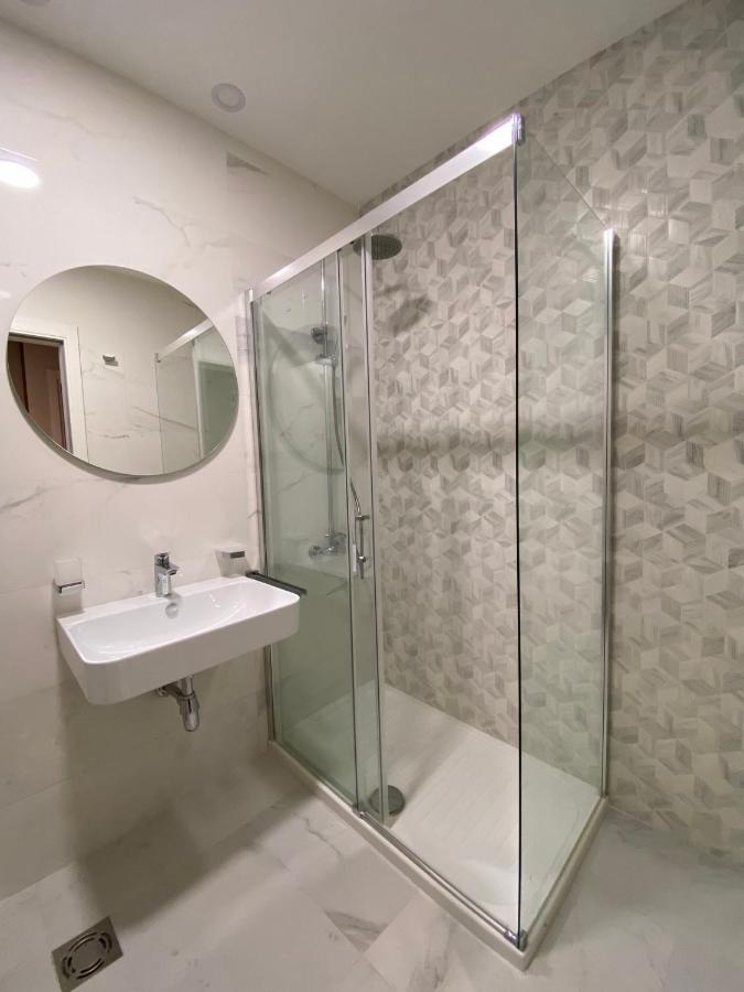 Apartman Vt Central Point Podgorica Eksteriør billede